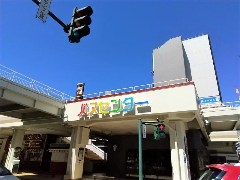 万代そばがある新潟のバスセンター
