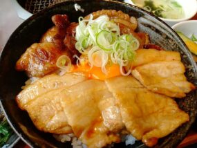 牛豊の平日限定ランチ