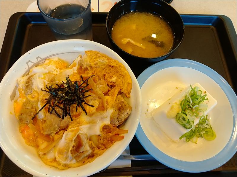 松屋の親子丼