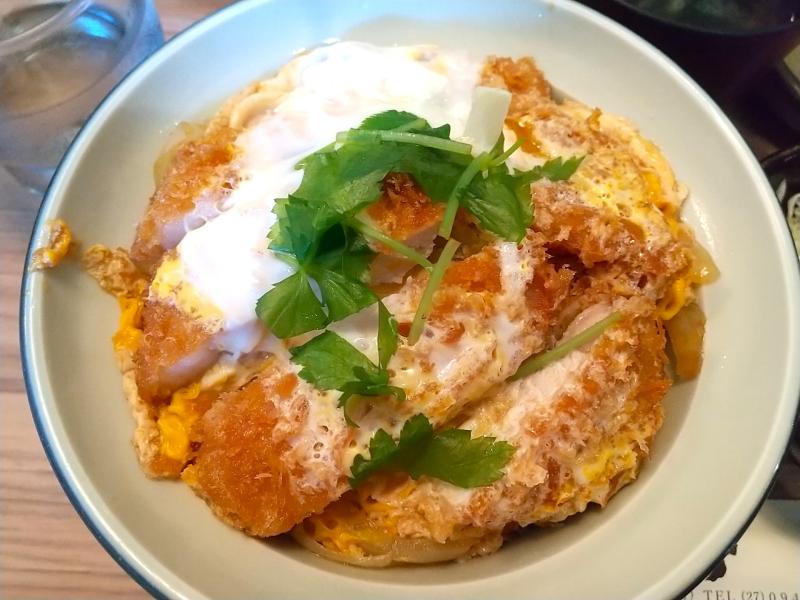 上品な美味しさのかつ丼