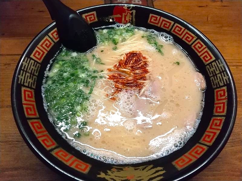 一蘭の天然とんこつラーメン