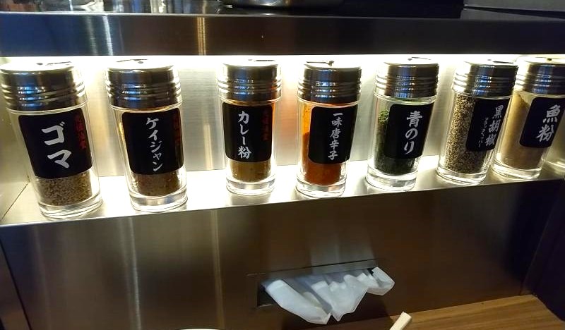 元祖油堂の各種調味料