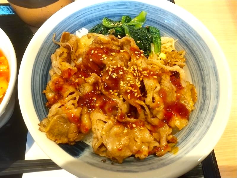 焼きたてのカルビ丼